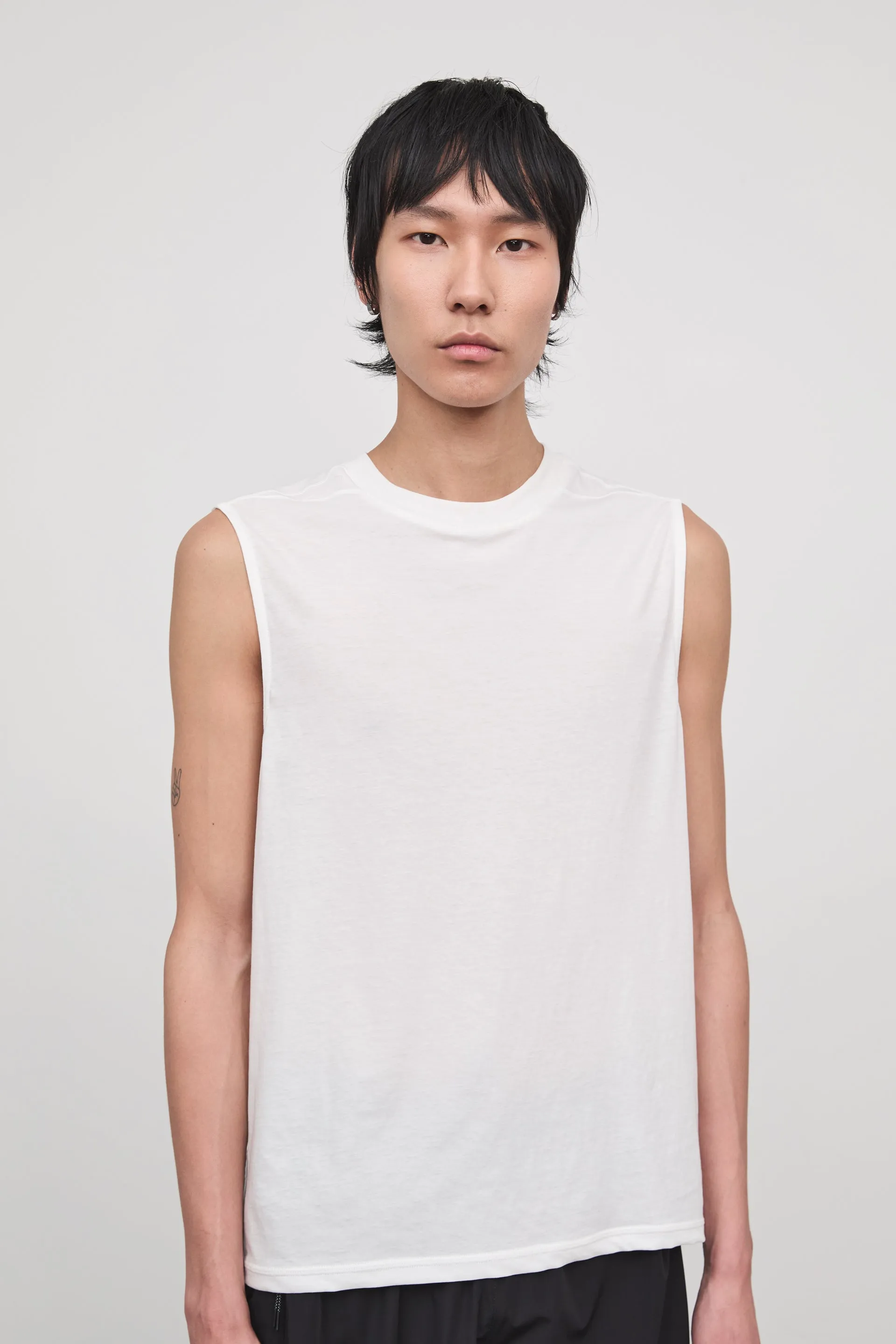 LORCA SLEEVELESS T-SHIRT