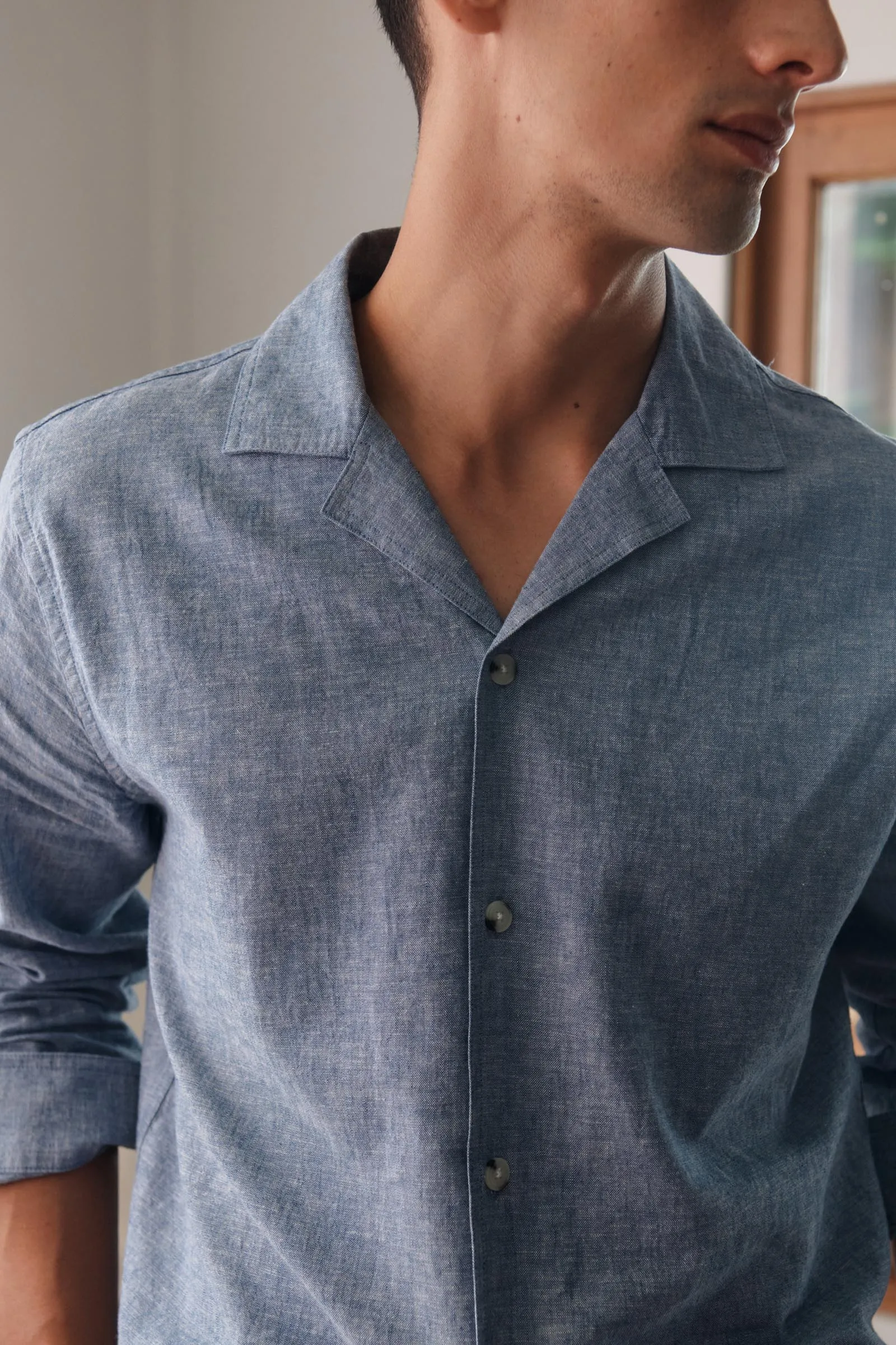 Noah Chambray Shirt