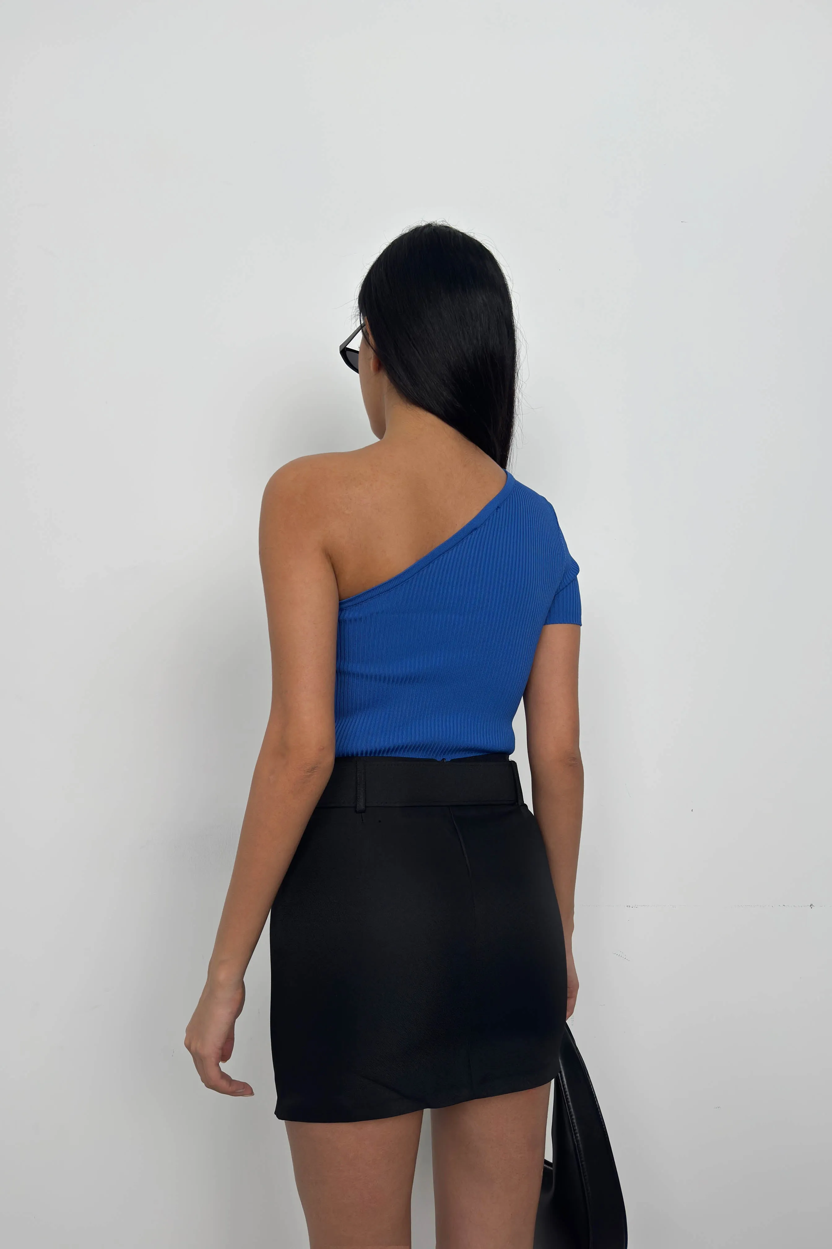 One Shoulder Crop T-Shirt