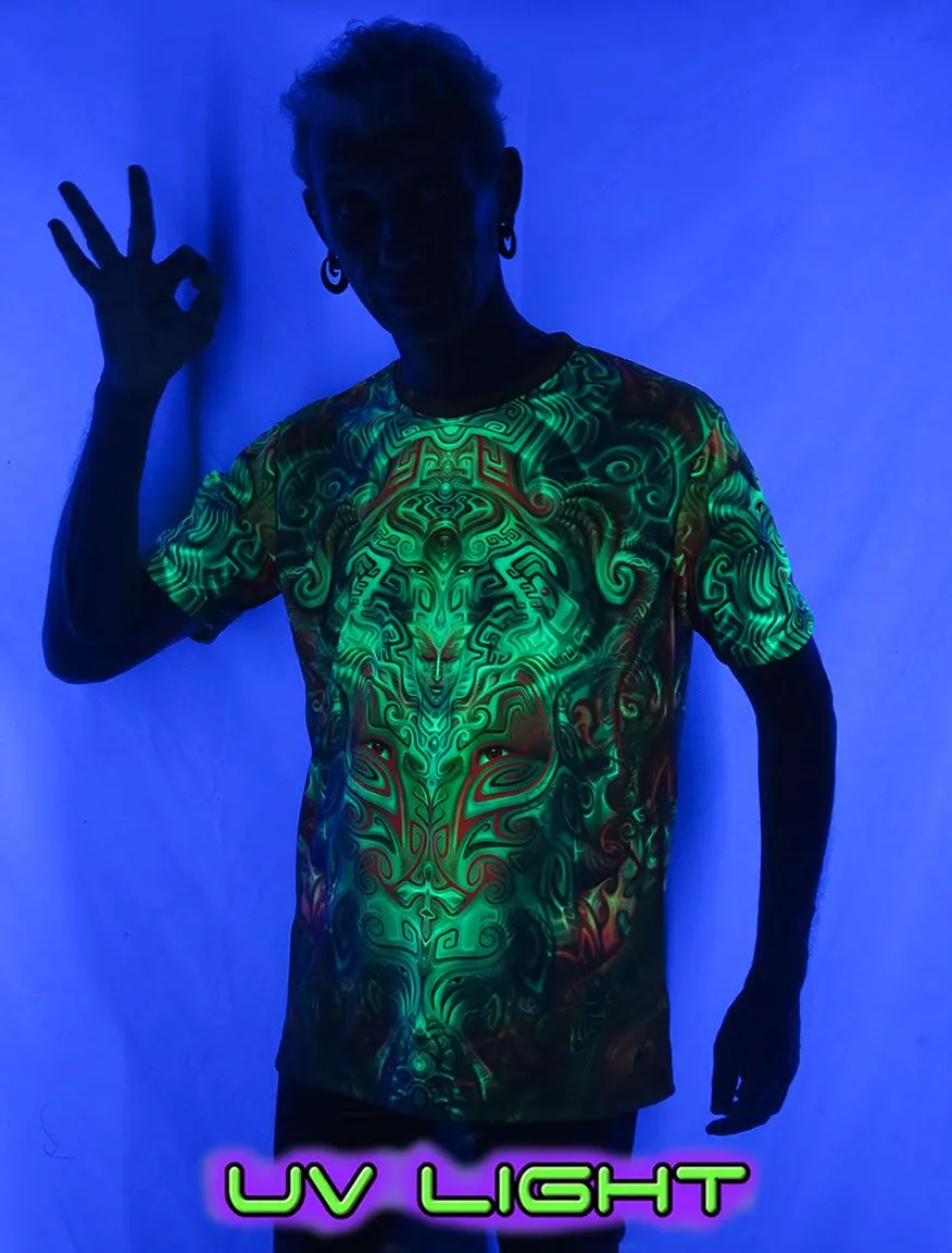 UV Sublime S/S T : Ancestral Ornament