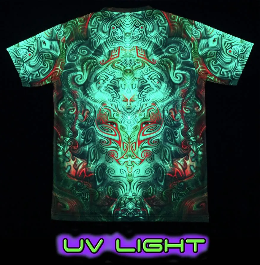 UV Sublime S/S T : Ancestral Ornament